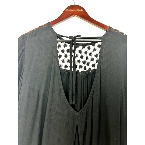 Fashion Fuse Womens Sz L Black Top Sheer Open Back Flare Sleeve Lace Blouse H2 - Picture 9 of 12